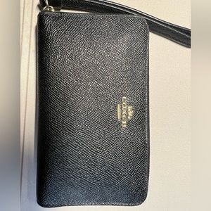 Authentic coach wristlet wallet